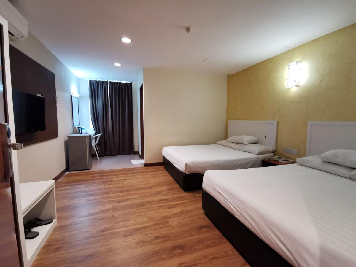 My Hotel ブキッ・ムルタジャム エクステリア 写真